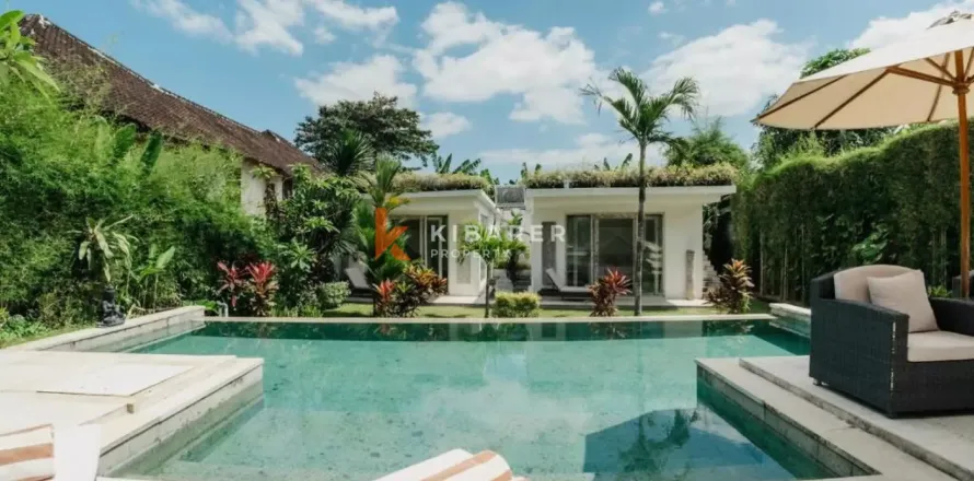 4 bedrooms Villa in Badung, Indonesia No. 12023