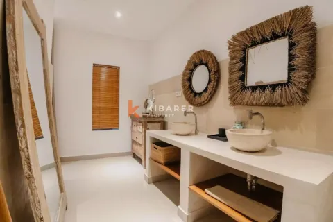 4 bedrooms Villa in Badung, Indonesia No. 12023 23