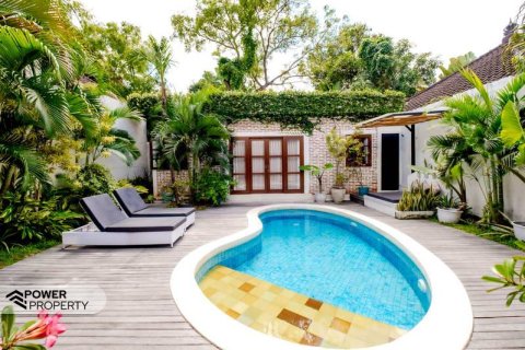 3 bedrooms Villa in Kerobokan, Badung,  No. 9305 12