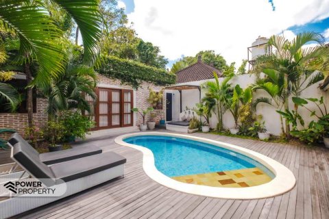 3 bedrooms Villa in Kerobokan, Badung,  No. 9305 10
