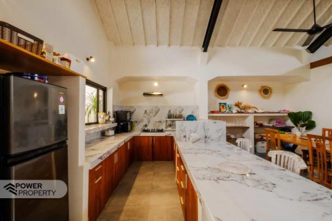 3 bedrooms Villa in Kerobokan, Badung,  No. 9305 16