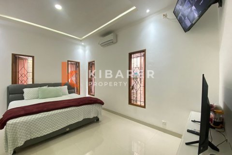 Вилла с 4 спальнями в Jimbaran, Бадунг, Индонезия № 13077 22