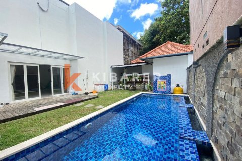 Вилла с 4 спальнями в Jimbaran, Бадунг, Индонезия № 13077 27