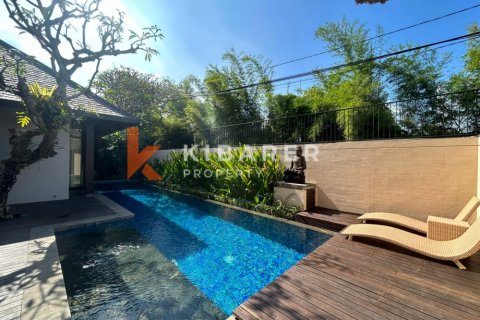 2 bedrooms Villa in Seminyak, Badung, Indonesia No. 13081 2