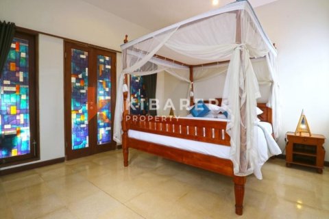 3 bedrooms Villa in Kerobokan, Badung, Indonesia No. 13080 11
