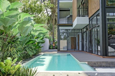 4 bedrooms Villa in Pererenan, Mengwi, Badung, Indonesia No. 11303 15