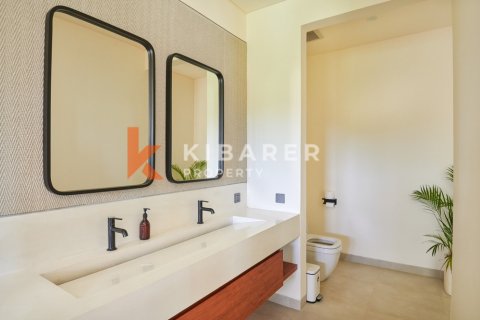 3 bedrooms Villa in Canggu, Badung, Indonesia No. 12500 14