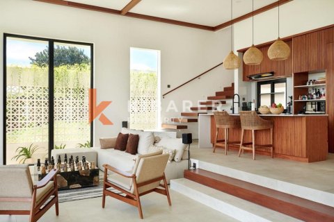 3 bedrooms Villa in Canggu, Badung, Indonesia No. 12499 2