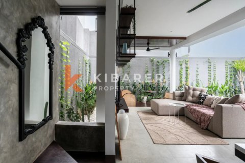 3 bedrooms Villa in Ungasan, Badung, Indonesia No. 12260 6