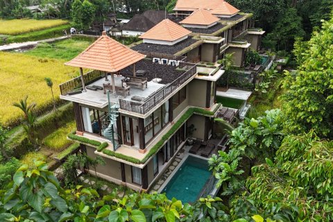 180m2 Villa in Ubud, Gianyar, Indonesia No. 13718 24