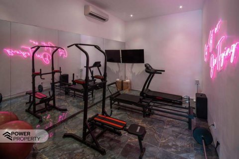 4 bedrooms Villa in Seminyak, Badung,  No. 9128 5