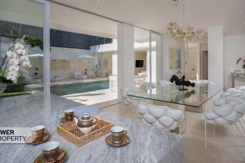 4 bedrooms Villa in Seminyak, Badung,  No. 9128 11