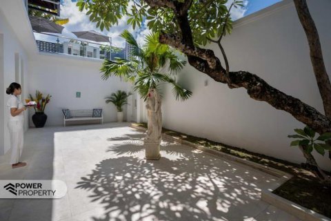 4 bedrooms Villa in Seminyak, Badung,  No. 9128 4