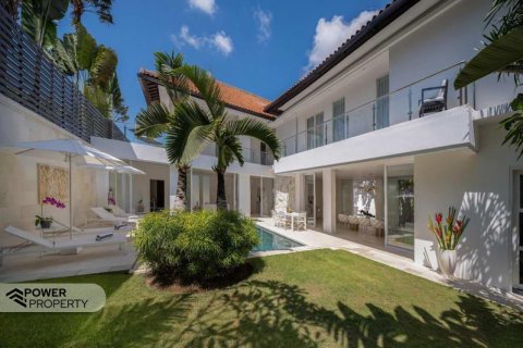 4 bedrooms Villa in Seminyak, Badung,  No. 9128 3