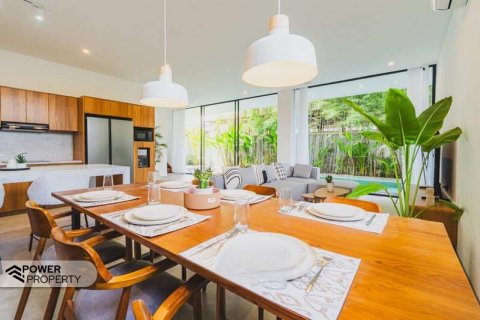 3 bedrooms Villa in Tampaksiring, Gianyar,  No. 9129 24