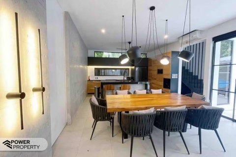 3 bedrooms Villa in Tampaksiring, Gianyar, No. 9125 3