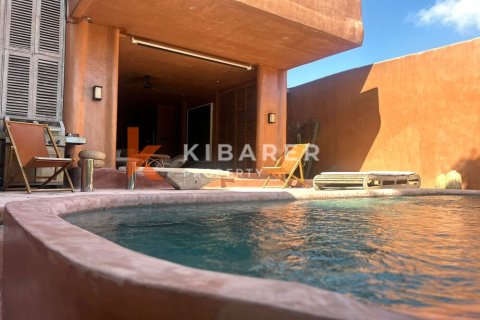 3 bedrooms Villa in Tibubeneng, Badung, Indonesia No. 13003 3