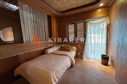 3 bedrooms Villa in Tibubeneng, Badung, Indonesia No. 13003 16
