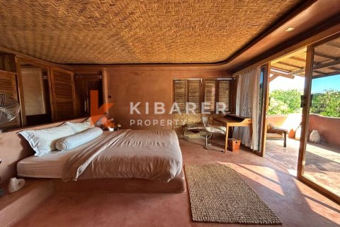 3 bedrooms Villa in Tibubeneng, Badung, Indonesia No. 13003 13
