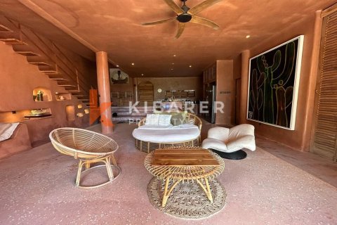 3 bedrooms Villa in Tibubeneng, Badung, Indonesia No. 13003 6