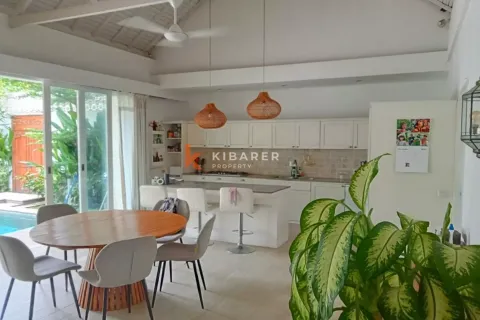 4 bedrooms Villa in Tibubeneng, Badung, Indonesia No. 12276 2