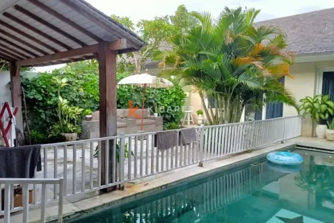 4 bedrooms Villa in Tibubeneng, Badung, Indonesia No. 12276 7