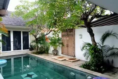 4 bedrooms Villa in Tibubeneng, Badung, Indonesia No. 12276 8