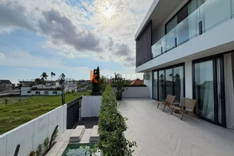 3 bedrooms Villa in Badung, Indonesia No. 11951