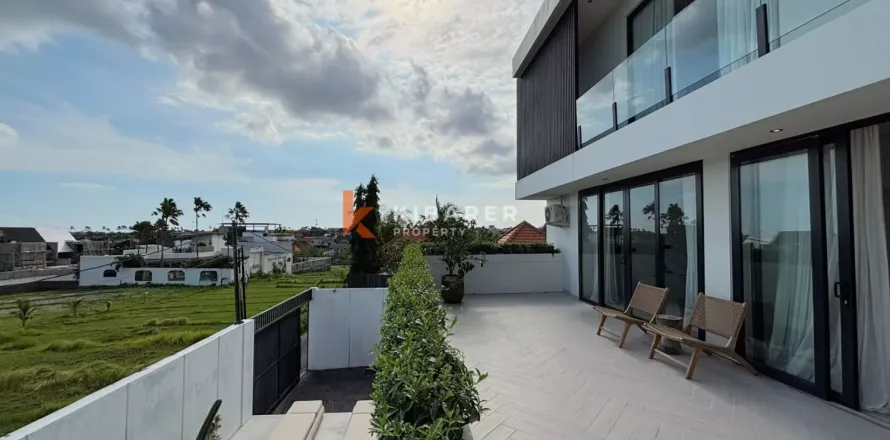 3 bedrooms Villa in Badung, Indonesia No. 11951