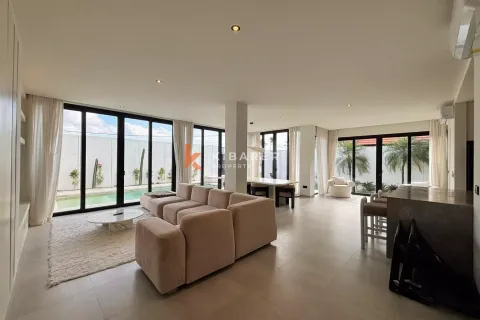 3 bedrooms Villa in Badung, Indonesia No. 11951 12