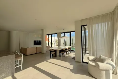 3 bedrooms Villa in Badung, Indonesia No. 11951 5
