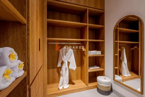3 bedrooms Villa in Canggu, Badung, Indonesia No. 12052 24