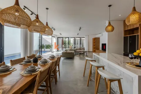 3 bedrooms Villa in Canggu, Badung, Indonesia No. 12052 8