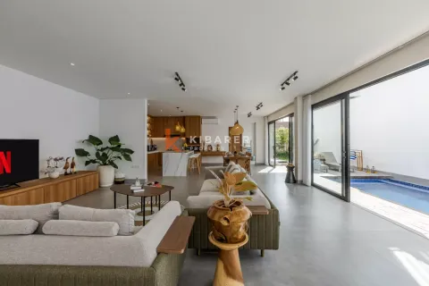3 bedrooms Villa in Canggu, Badung, Indonesia No. 12052 30