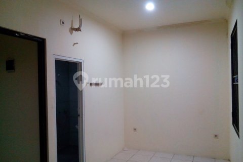 3 bedrooms House in Cipondoh, Tangerang City, Indonesia No. 13421 13