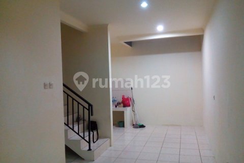 3 bedrooms House in Cipondoh, Tangerang City, Indonesia No. 13421 6
