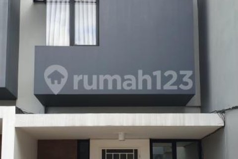 3 bedrooms House in Karang Tengah, Tangerang City, Indonesia No. 13423 2