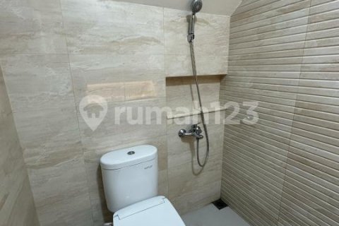 3 bedrooms House in Karang Tengah, Tangerang City, Indonesia No. 13423 4
