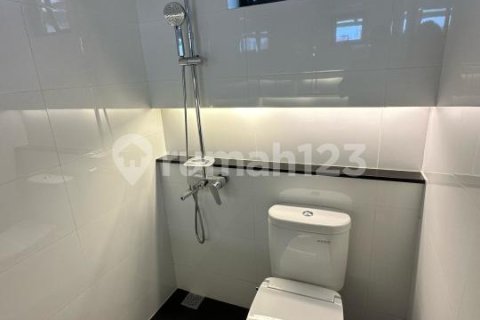 3 bedrooms House in Karang Tengah, Tangerang City, Indonesia No. 13423 10