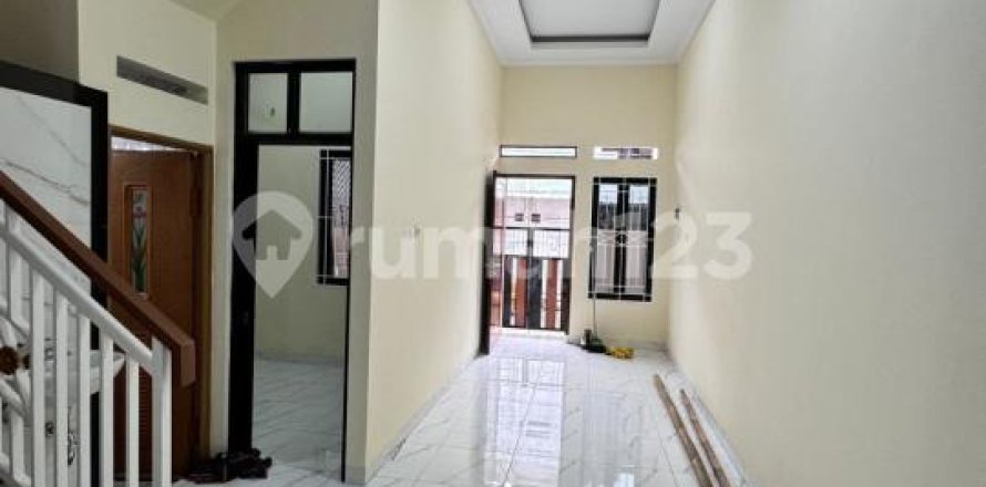 3 bedrooms House in Cipondoh, Tangerang City, Indonesia No. 13420