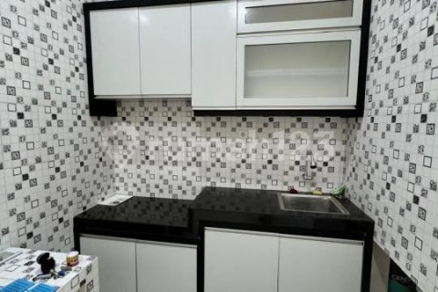3 bedrooms House in Cipondoh, Tangerang City, Indonesia No. 13420 5