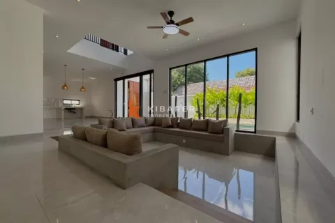 2 bedrooms Villa in Tibubeneng, Badung, Indonesia No. 13271 4