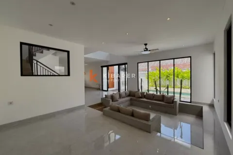 2 bedrooms Villa in Tibubeneng, Badung, Indonesia No. 13271 3