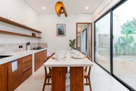 110m2 Villa in South Kuta, Badung, Indonesia No. 9737 9