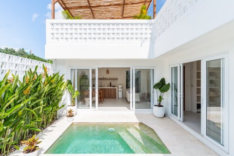 Studio Villa in Canggu, Badung, Indonesia No. 9736