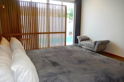 228m2 Villa in Kerobokan, Badung, Indonesia No. 9696 13