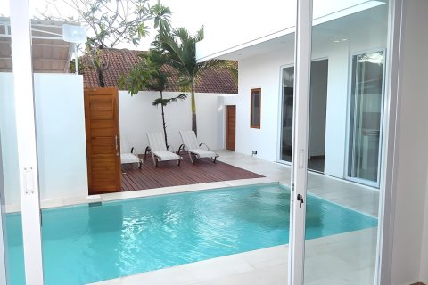228m2 Villa in Kerobokan, Badung, Indonesia No. 9696 2