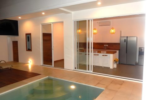 228m2 Villa in Kerobokan, Badung, Indonesia No. 9696 9
