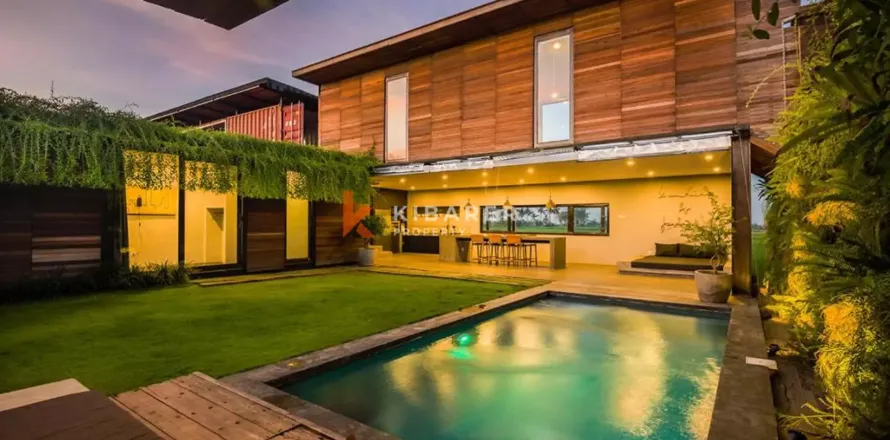 2 bedrooms Villa in Kediri, Indonesia No. 12746