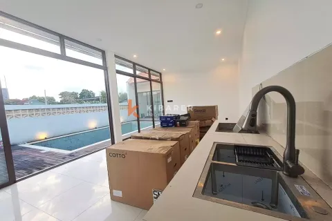 2 bedrooms Villa in Kerobokan, Badung, Indonesia No. 12747 3